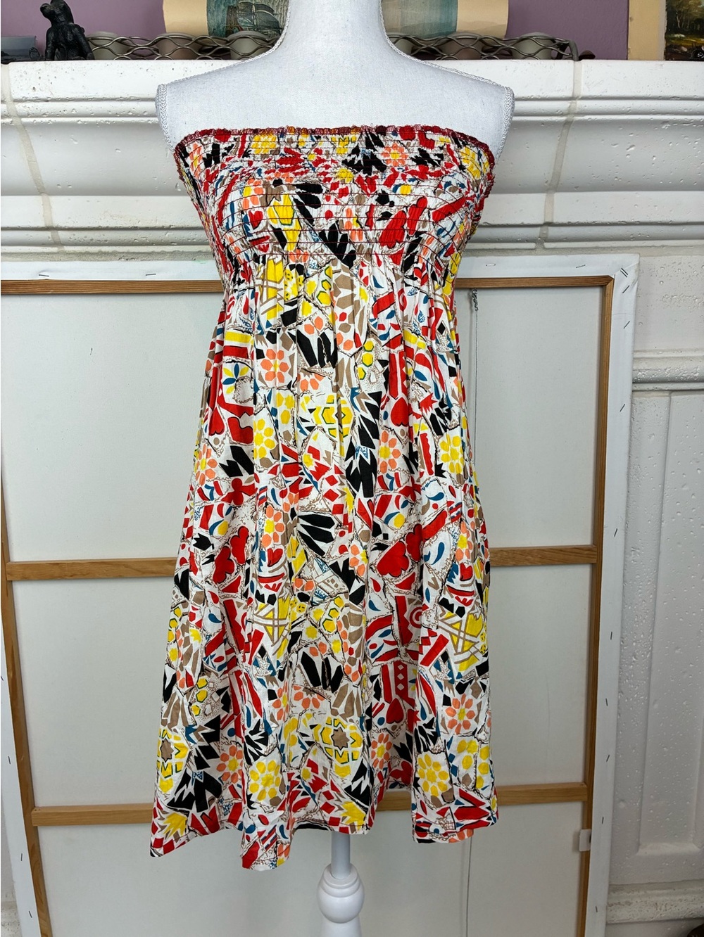 Vivante Barcelona NWT Smocked Strapless Floral Print Mini Sundress OS